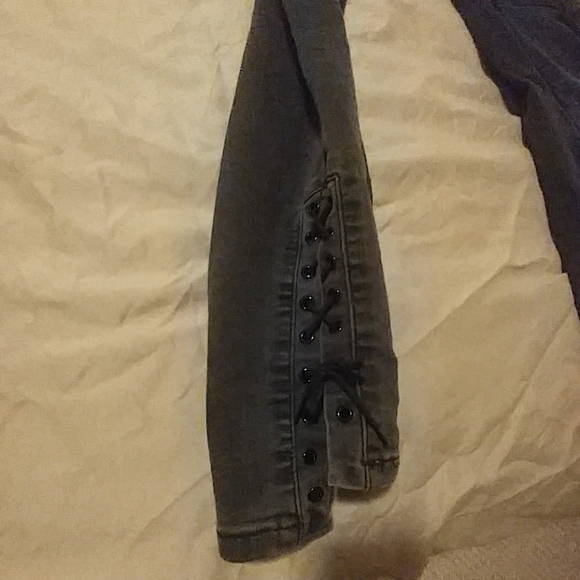 Charcoal/Black Dex Jeans - Picture 2 of 4